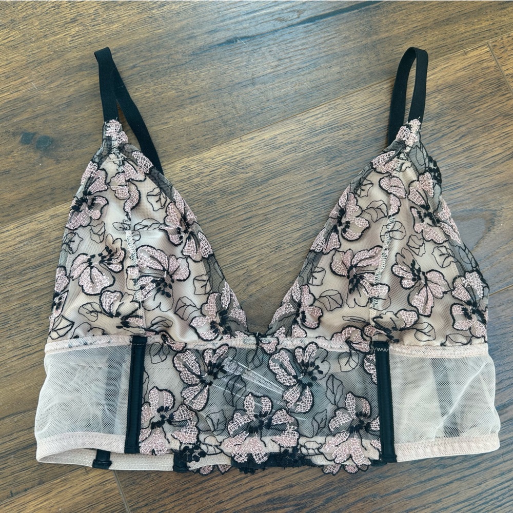 Victorias Secret Very Sexy Pink & Black Mesh Bralette